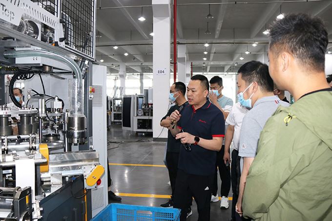 اخبار شرکت|شهردار شهر آئوجیانگ هیئتی را برای بازدید از پارک صنعتی جدید دبائو ...